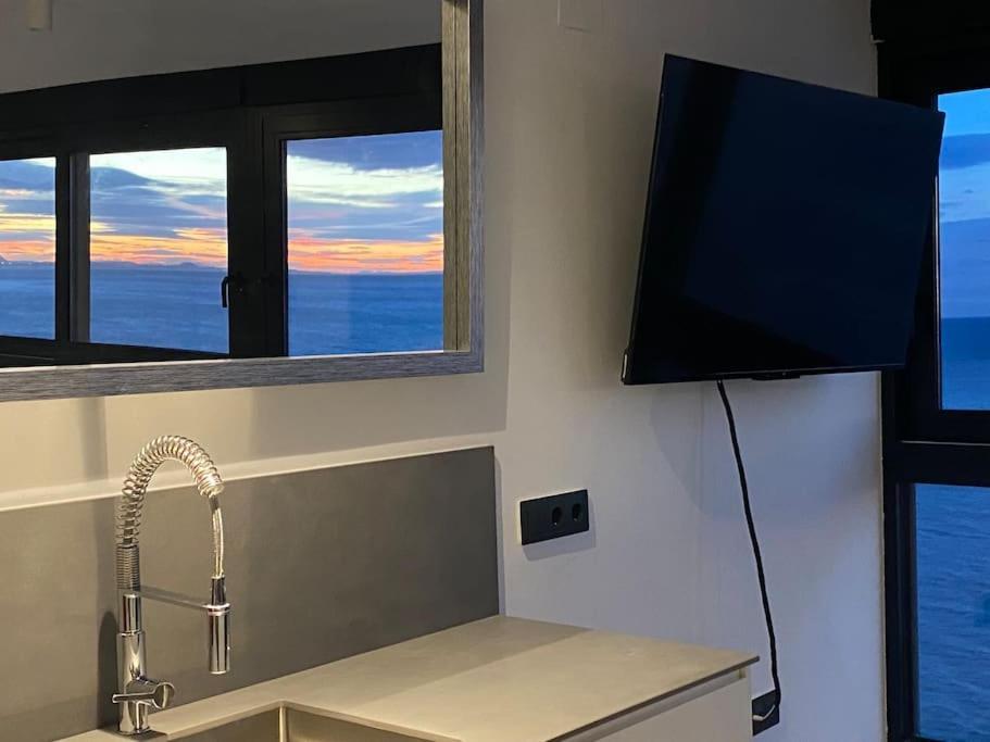 Estupendo En Planta 23 Primera Linea Appartement Benidorm